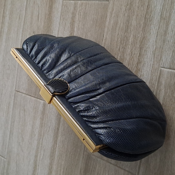 Vintage Judith Leiber bag - Picture 2 of 16